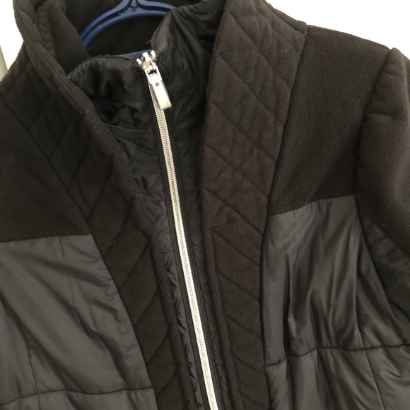 Lululemon Black Fleece and Nylon Jacket - Picture 3 of 6